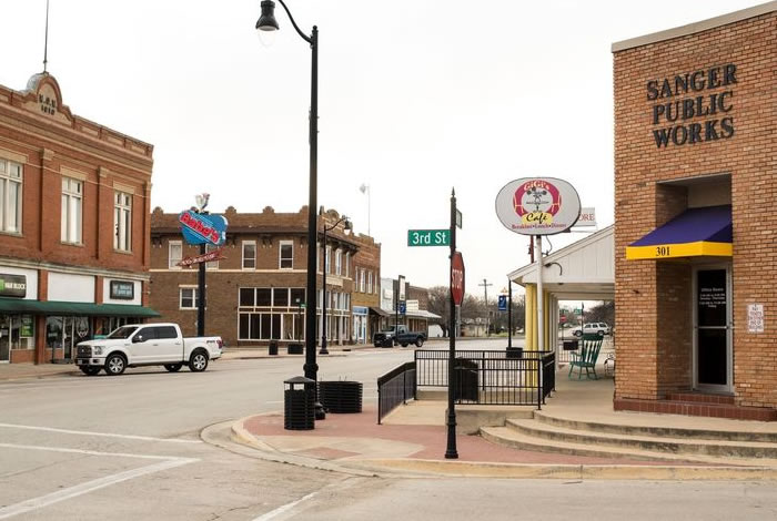 Parking lot striping services in Sanger TX