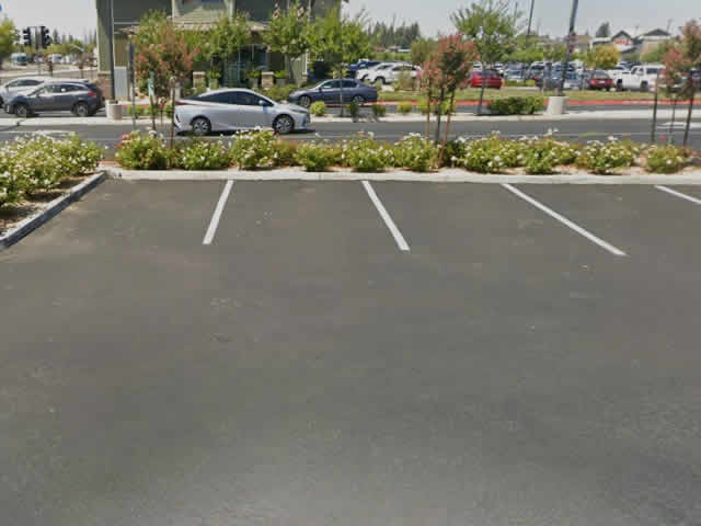 Commercial parking lot striping Fresno CA